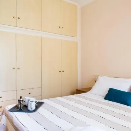 Appartement Large 3 Bedroom With Terrace *